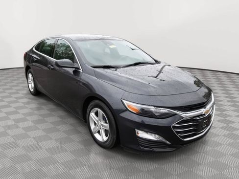Used 2023 Chevrolet Malibu LT FWD image 3