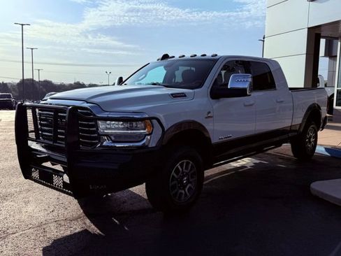 Used 2023 RAM 2500 Limited AWD/4WD image 6