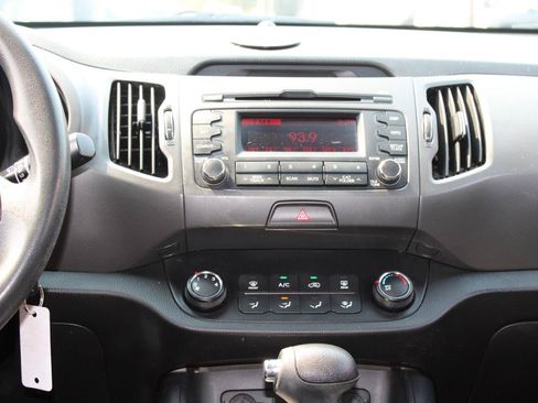 Used 2012 Kia Sportage LX w/ Convenience Pkg FWD image 11