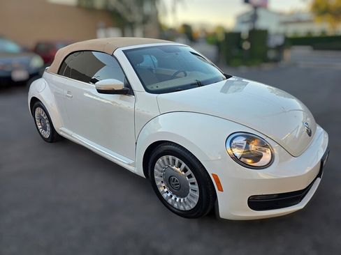 Used 2015 Volkswagen Beetle 1.8T FWD image 5