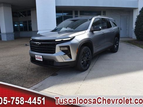 New 2026 Chevrolet Traverse LT image 5