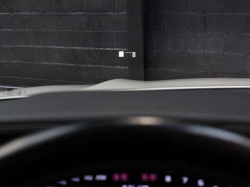 Used 2021 BMW X5 M w/ Competition Package image 84