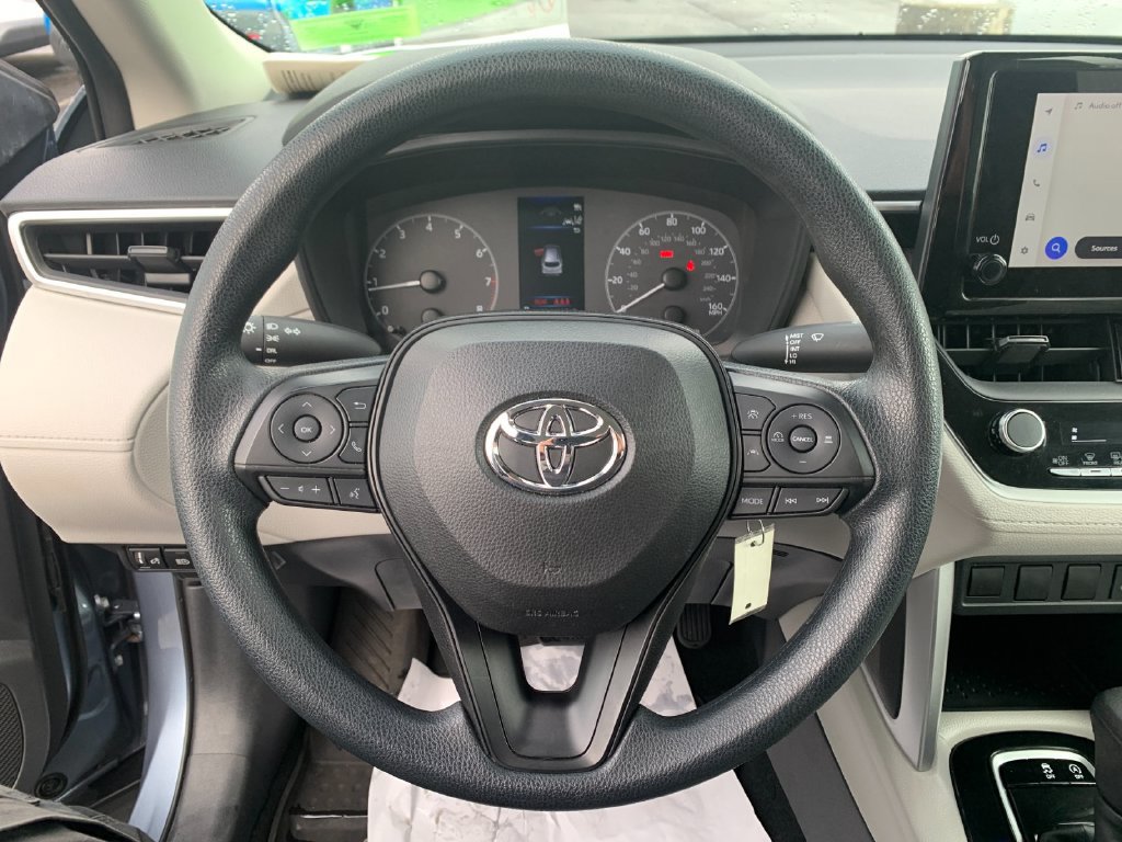Used 2023 Toyota Corolla Cross L AWD/4WD image 26
