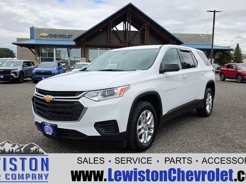 Certified 2021 Chevrolet Traverse LS FWD image 1