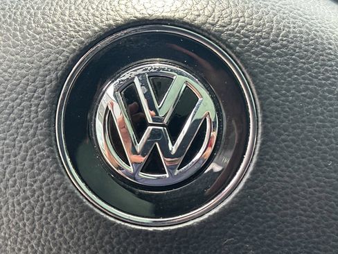 Used 2021 Volkswagen Tiguan SE R-Line FWD image 26