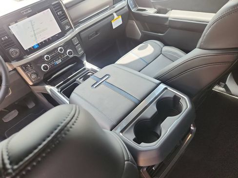 New 2026 Ford F250 Platinum w/ Tremor Off-Road Package AWD/4WD image 25
