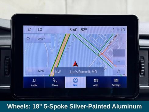 Used 2022 Ford Explorer XLT w/ Equipment Group 202A AWD/4WD image 22