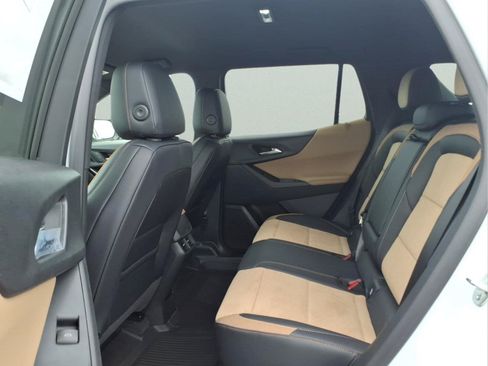 New 2026 Chevrolet Equinox ACTIV w/ Safety and Technology Package FWD image 10