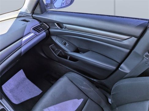 Used 2019 Honda Accord LX image 15