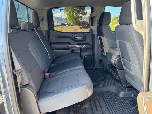 Used 2019 Chevrolet Silverado 1500 LT Trail Boss w/ Bed Protection Package AWD/4WD image 15