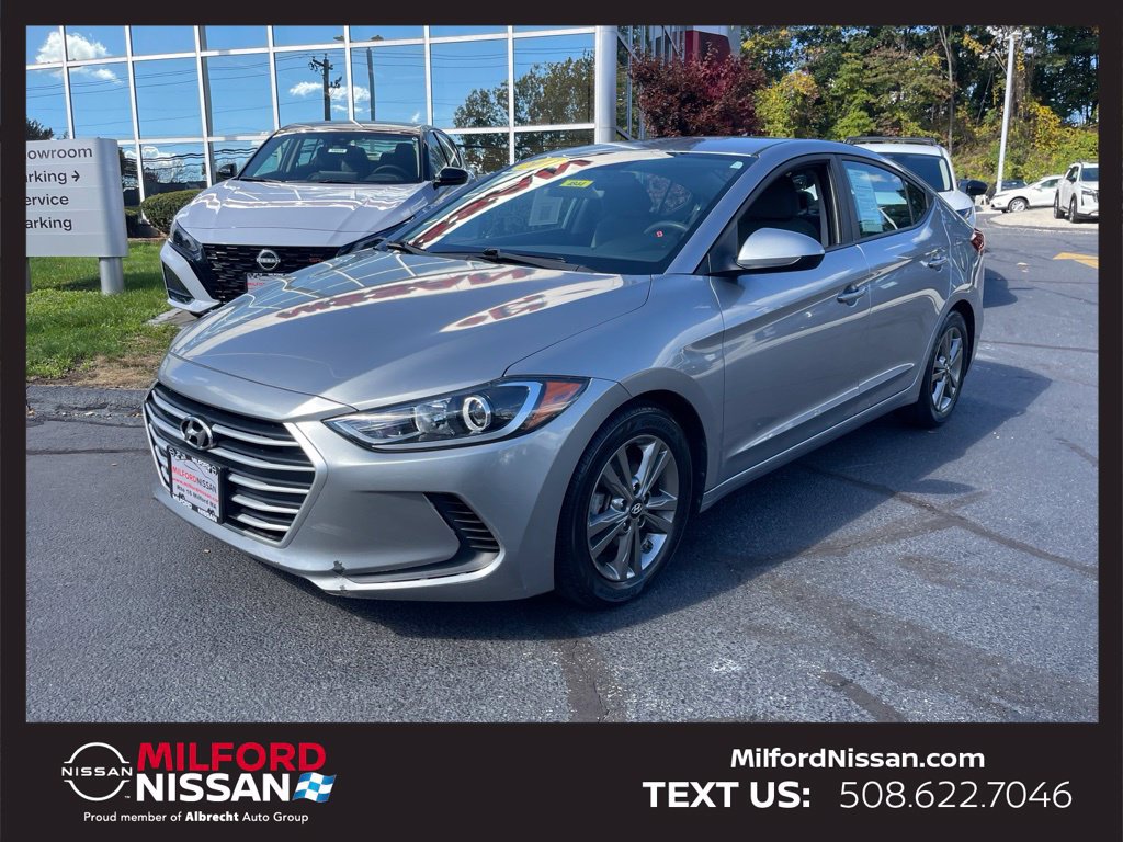 Used 2017 Hyundai Elantra SE FWD image 1