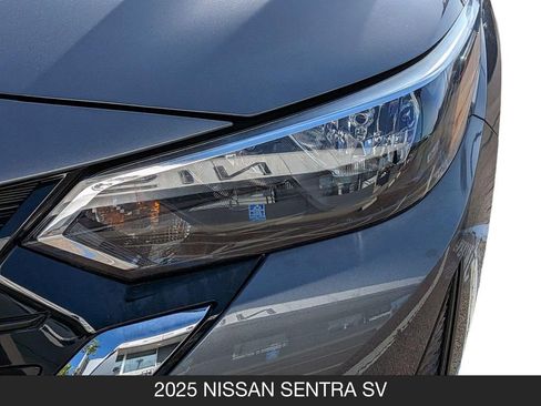 Used 2025 Nissan Sentra SV FWD image 10