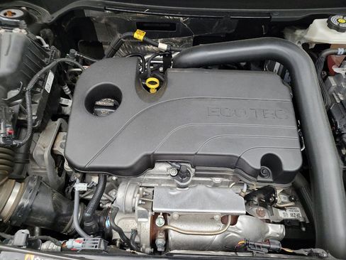 Used 2024 Chevrolet Equinox LT AWD/4WD image 30
