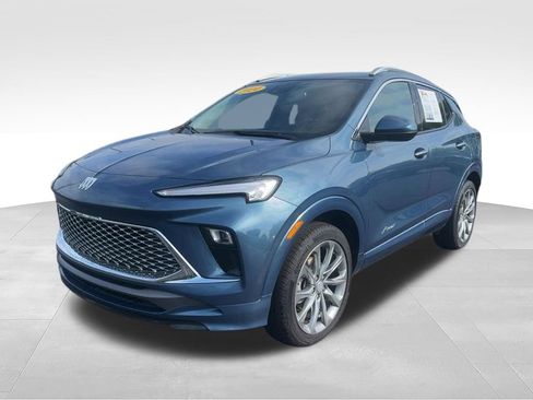 Used 2024 Buick Encore GX Avenir w/ Avenir Convenience Package AWD/4WD image 30