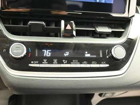 Used 2024 Toyota Corolla LE FWD image 22