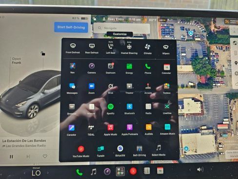 Used 2023 Tesla Model Y Long Range AWD/4WD image 43