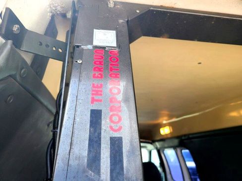 Used 2000 Ford E-250 and Econoline 250 Extended image 13