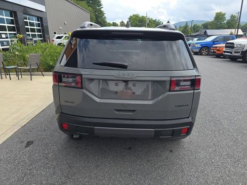 Used 2026 Jeep Cherokee Limited AWD/4WD image 5