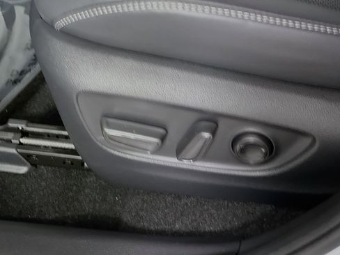 Used 2025 Toyota RAV4 Limited w/ Advanced Technology Package AWD/4WD image 16