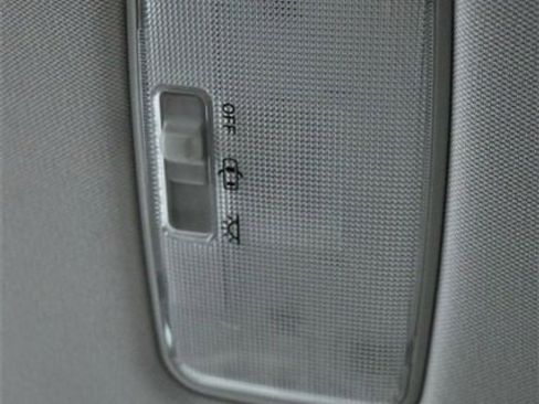 Used 2019 Toyota RAV4 LE image 12