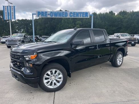 Used 2024 Chevrolet Silverado 1500 Custom AWD/4WD image 2