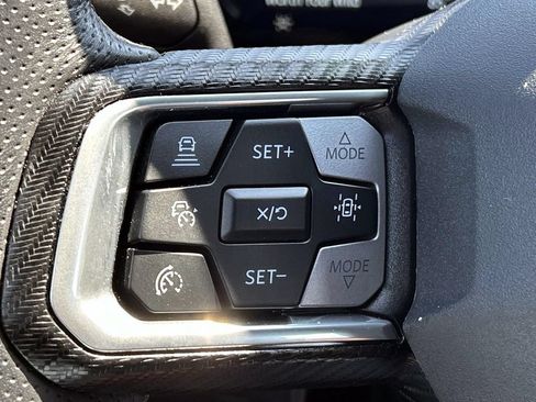 Used 2025 Ford Mustang GT Premium RWD image 17