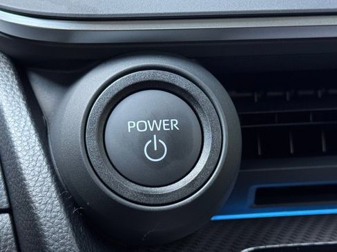 New 2025 Toyota Prius XLE image 28