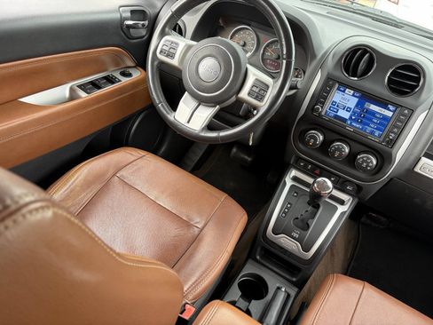 Used 2014 Jeep Compass Limited w/ Sun/Sound Group AWD/4WD image 15