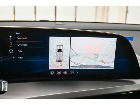 New 2026 Cadillac Vistiq Sport image 35