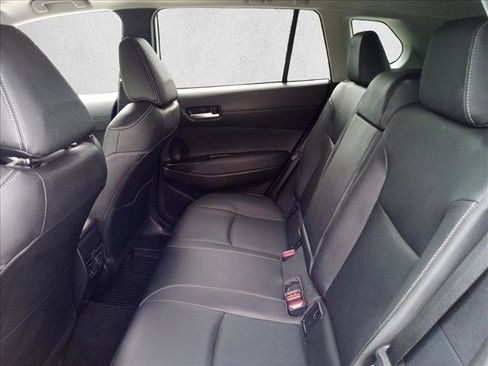 Used 2026 Toyota Corolla Cross XLE w/ Convenience Package image 11