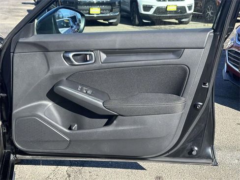 Used 2023 Honda Civic Sport image 26