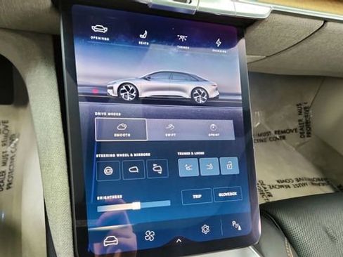 Used 2024 Lucid Air Touring image 48