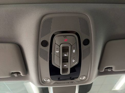 Used 2023 Audi Q5 2.0T Premium w/ Convenience Package AWD/4WD image 15