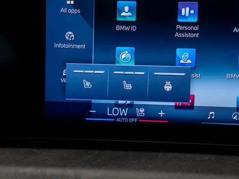 New 2026 BMW X5 xDrive50e w/ Executive Package image 31