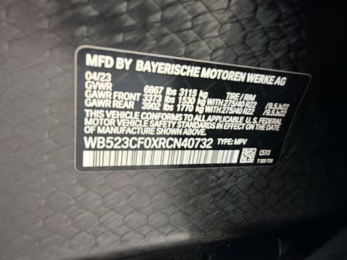 Used 2024 BMW iX xDrive50 w/ Premium Package AWD/4WD image 10