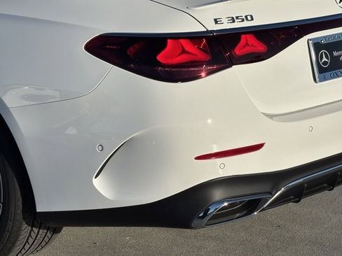 New 2026 Mercedes-Benz E 350 4MATIC Sedan image 6