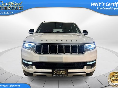 Used 2024 Jeep Wagoneer Series II w/ Flexible Seating Group AWD/4WD image 2
