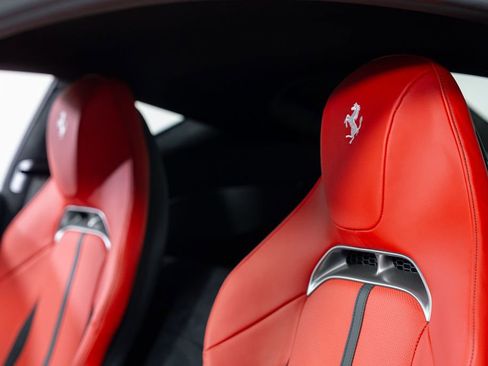 Used 2025 Ferrari 12Cilindri image 39