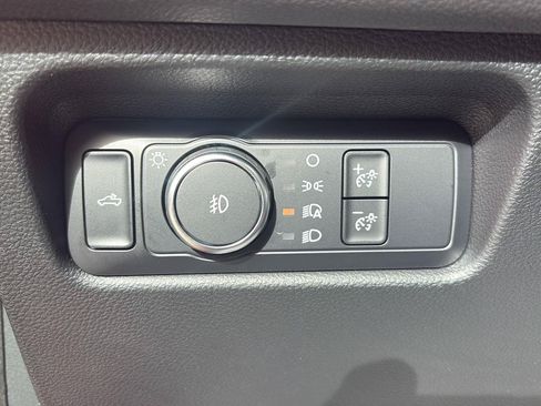 Used 2025 Ford Ranger XLT w/ Equipment Group 301A High AWD/4WD image 17