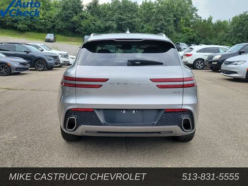 Used 2025 Genesis GV70 2.5T AWD/4WD image 4