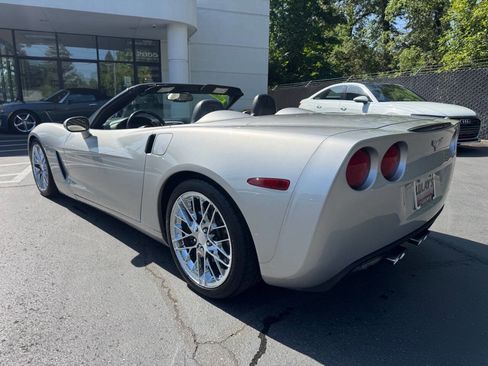 Used 2005 Chevrolet Corvette Convertible w/ Preferred Equipment Group RWD image 5