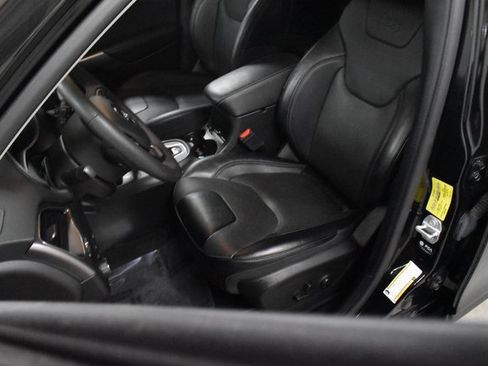 Used 2022 Jeep Cherokee Latitude Lux image 13