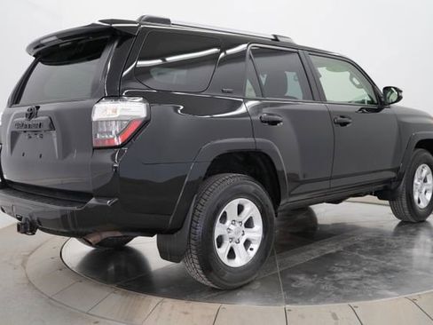 Used 2024 Toyota 4Runner SR5 Premium w/ Moonroof Package AWD/4WD image 6