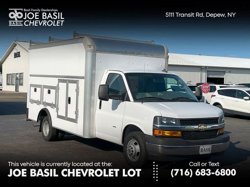 Used 2022 Chevrolet Express 3500 Work Van w/ Power Convenience Package image 1