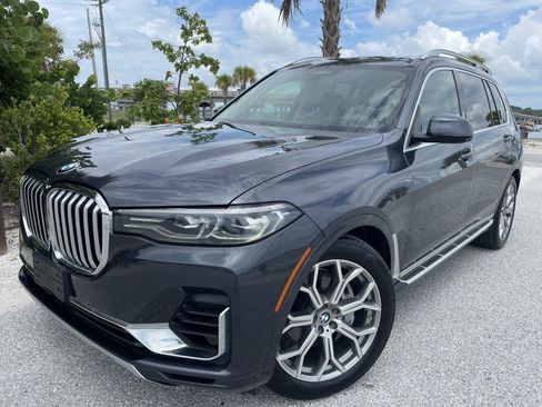 Used 2019 BMW X7 xDrive50i w/ Premium Package AWD/4WD image 44