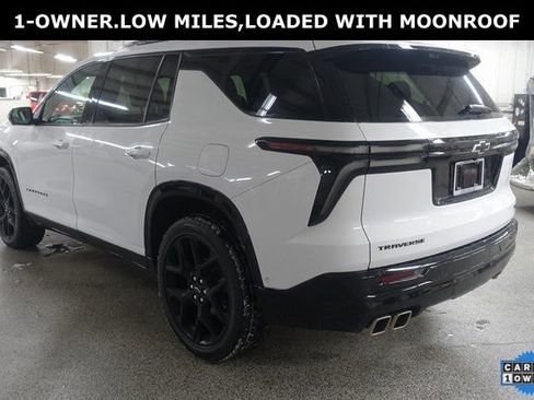 Used 2024 Chevrolet Traverse RS image 5