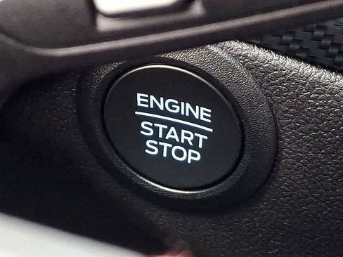 Used 2025 Ford Escape ST-Line Select AWD/4WD image 24