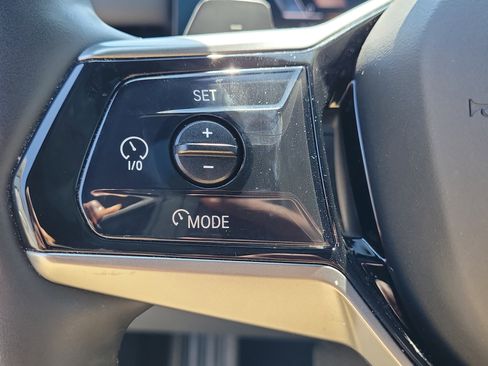 Used 2024 BMW 530i image 27