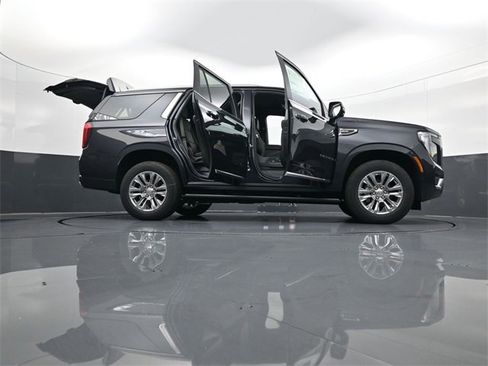 New 2026 GMC Yukon Denali w/ Sun & Power Step Package image 34