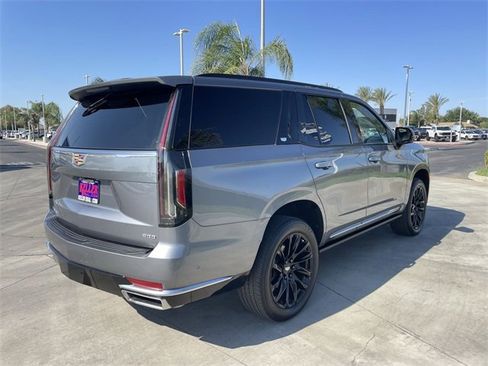 Used 2021 Cadillac Escalade Sport Platinum image 8